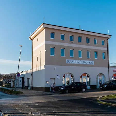 ベッド・アンド・ブレックファスト Randevu Panzio