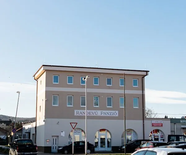 Randevu Panzio 3*